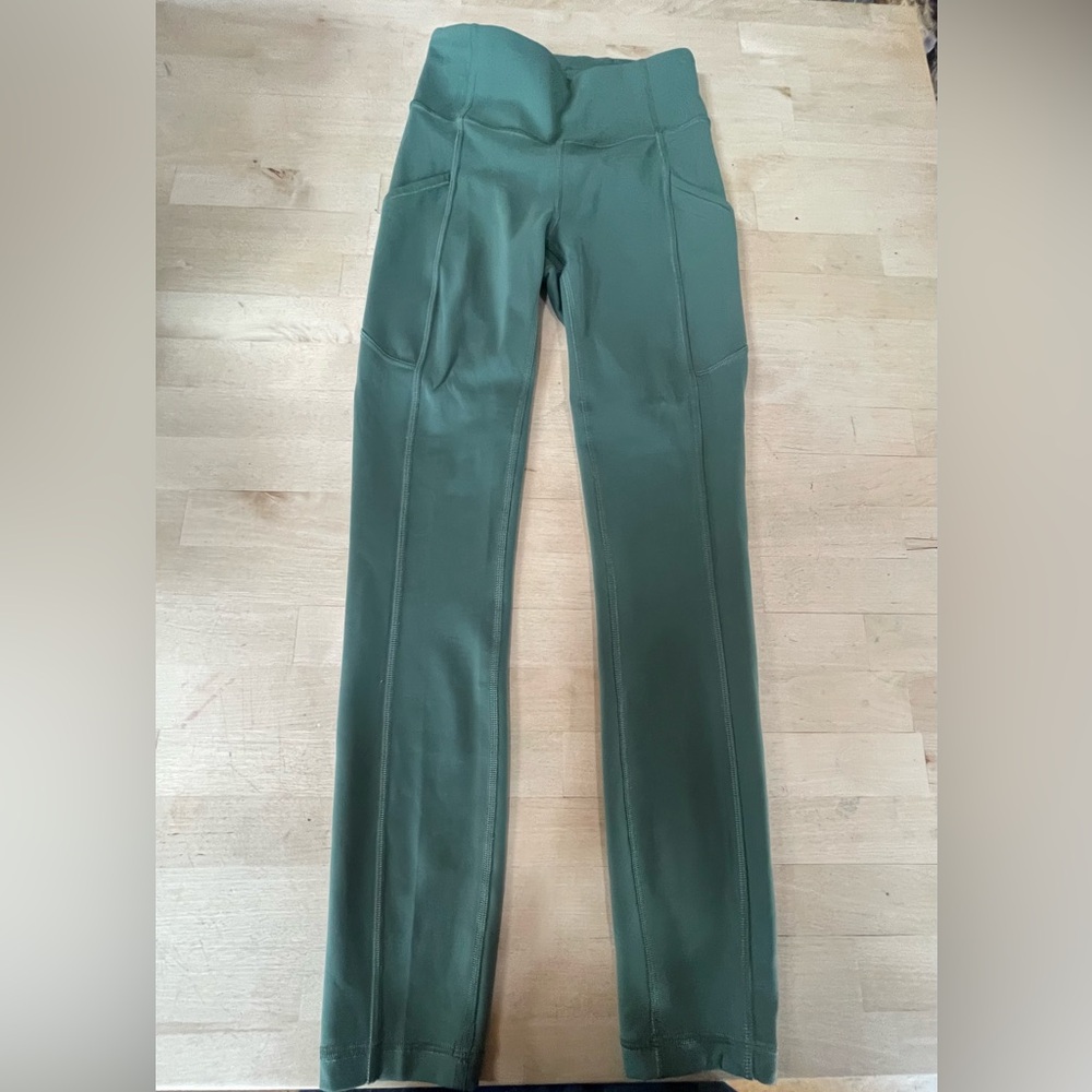 Lululemon Invigorate High-Rise Tight 25" 
Everglade Green